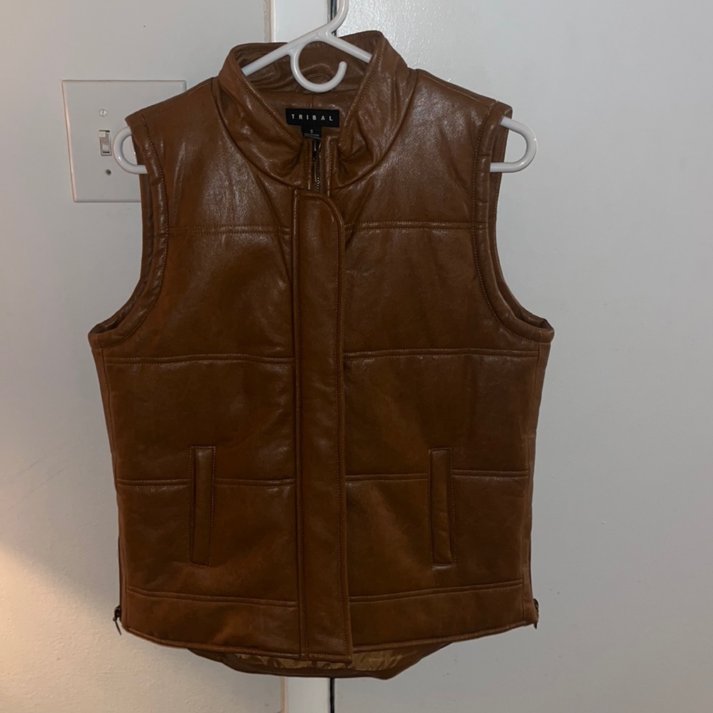 Tribal zip up leather vest size S